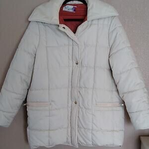 Out N About Vintage USA 70's, 80's style Puffer Jacket